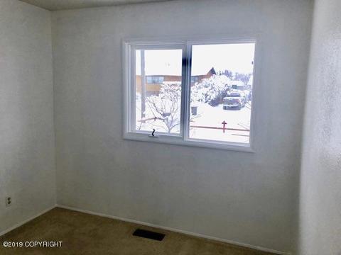 4325 E 6th Ave, Anchorage, AK 99508 photo 16