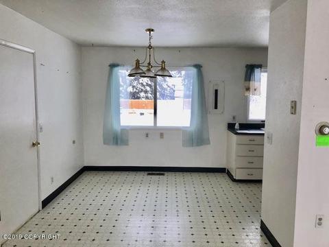 4325 E 6th Ave, Anchorage, AK 99508 photo 11