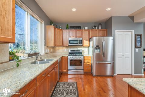 8736 Colusa Cir, Eagle River, AK 99577 photo 5