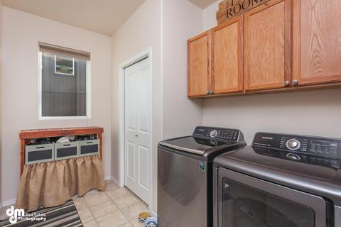 8736 Colusa Cir, Eagle River, AK 99577 photo 15