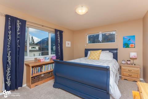8736 Colusa Cir, Eagle River, AK 99577 photo 24