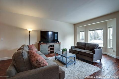 1102 E St # 7, Anchorage, AK 99501 photo 5