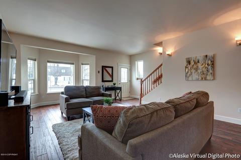 1102 E St # 7, Anchorage, AK 99501 photo 3