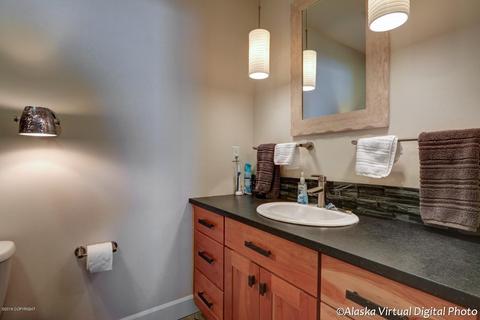 1102 E St # 7, Anchorage, AK 99501 photo 17
