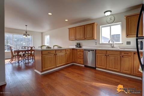 19205 Trail Bay Dr, Eagle River, AK 99577 photo 8