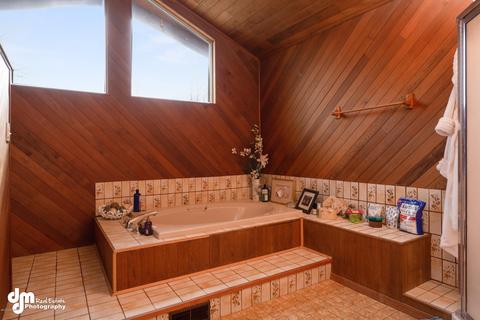 11930 Lugene Ln, Eagle River, AK 99577 photo 41
