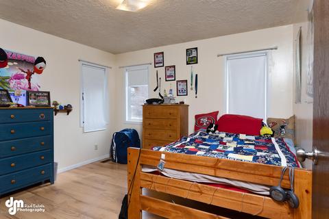 11930 Lugene Ln, Eagle River, AK 99577 photo 12