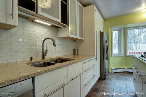 3940 Checkmate Dr, Anchorage, AK 99508 photo 15