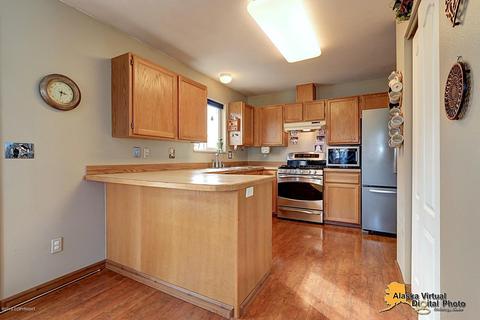 600 Winter Haven St, Anchorage, AK 99504 photo 4