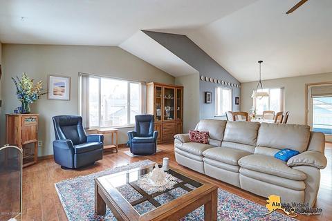 600 Winter Haven St, Anchorage, AK 99504 photo 6