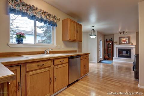 8450 Berry Patch Dr, Anchorage, AK 99502 photo 18