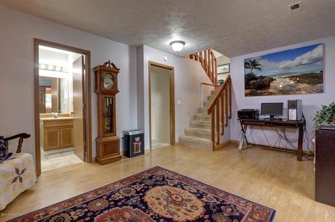 3921 Eric Cir, Anchorage, AK 99507 photo 13