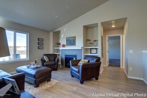 5643 Big Bend Loop, Anchorage, AK 99502 photo 2