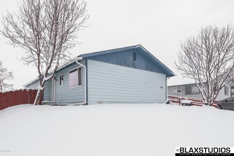 3643 E 18th Ave, Anchorage, AK 99508 photo 2