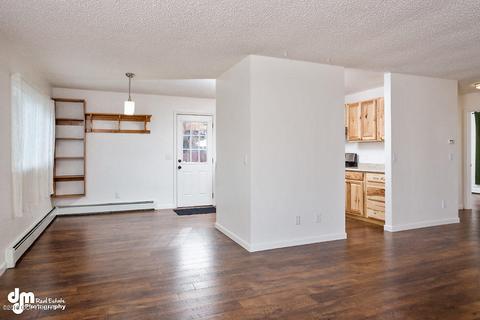 257 Davis St, Anchorage, AK 99508 photo 10