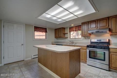 9707 Etolin Cir, Eagle River, AK 99577 photo 10