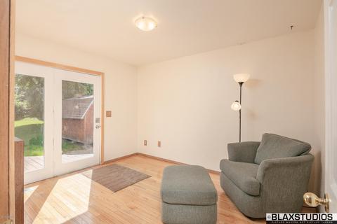 3744 E 74th Ave, Anchorage, AK 99507 photo 15