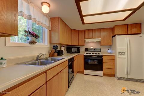 25016 Thunderbird Dr, Chugiak, AK 99567 photo 13