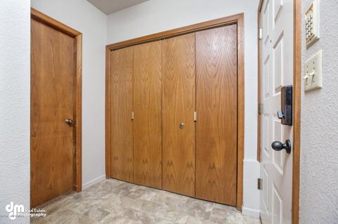 18630 S Lowrie Loop, Eagle River, AK 99577 photo 4