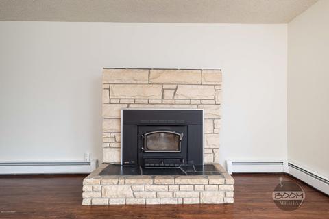 1009 E 26th Ave, Anchorage, AK 99508 photo 4