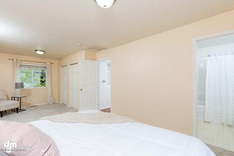 731 Cedar St, Anchorage, AK 99501 photo 12