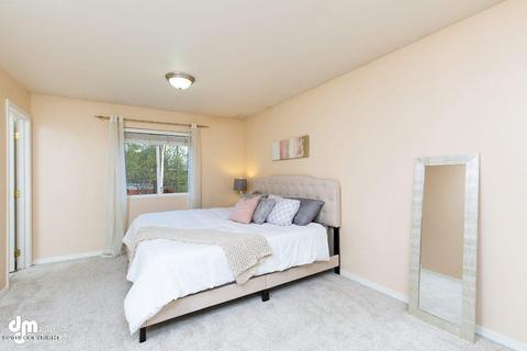 731 Cedar St, Anchorage, AK 99501 photo 8