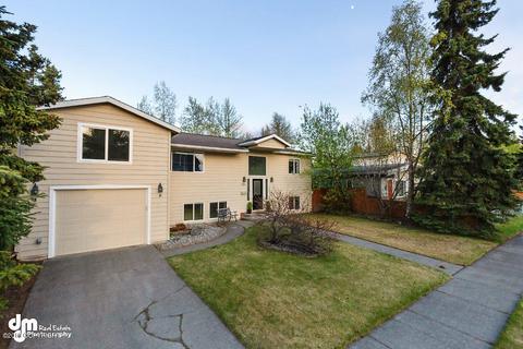 731 Cedar St, Anchorage, AK 99501 photo 1