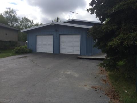 2860 Ruby Dr, Anchorage, AK 99502 photo 4