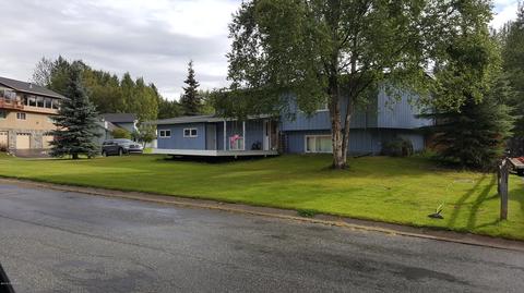 2860 Ruby Dr, Anchorage, AK 99502 photo 3