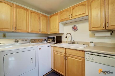 1802 Twining Dr, Anchorage, AK 99504 photo 13