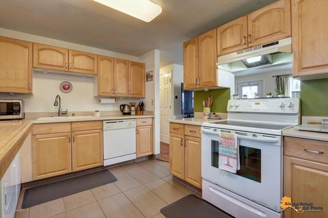 1802 Twining Dr, Anchorage, AK 99504 photo 12