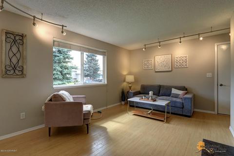 1745 E 58th Cir, Anchorage, AK 99507 photo 2