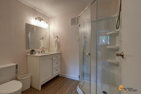 1745 E 58th Cir, Anchorage, AK 99507 photo 13