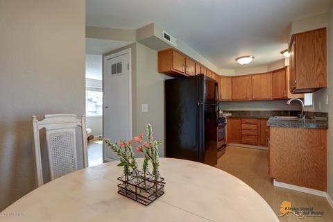 1745 E 58th Cir, Anchorage, AK 99507 photo 6