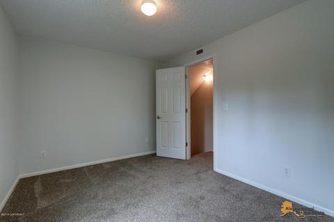 1745 E 58th Cir, Anchorage, AK 99507 photo 18