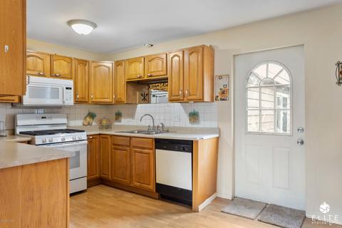 8124 E 4th Ave, Anchorage, AK 99504 photo 11