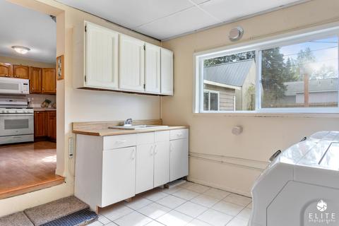 8124 E 4th Ave, Anchorage, AK 99504 photo 16