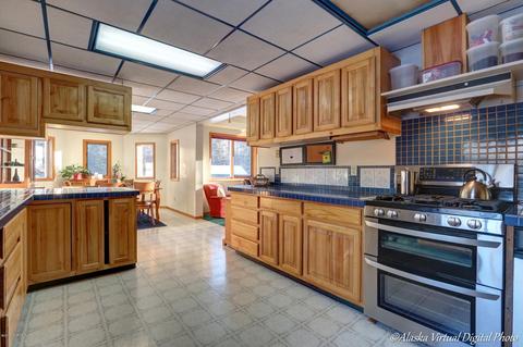 2721 E Fairview Loop, Wasilla, AK 99654 photo 11