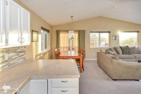 8870 Cross Pointe Loop, Anchorage, AK 99504 photo 4
