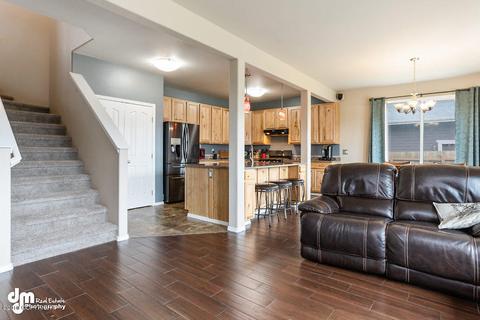 5548 Big Bend Loop, Anchorage, AK 99502 photo 2
