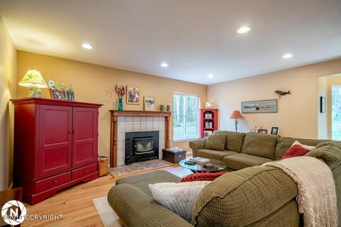 5602 E 104th Ave, Anchorage, AK 99507 photo 13