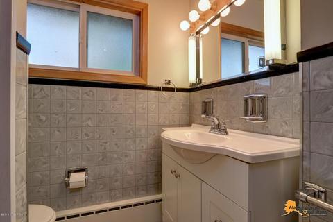 300 Davis St, Anchorage, AK 99508 photo 20