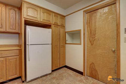300 Davis St, Anchorage, AK 99508 photo 4