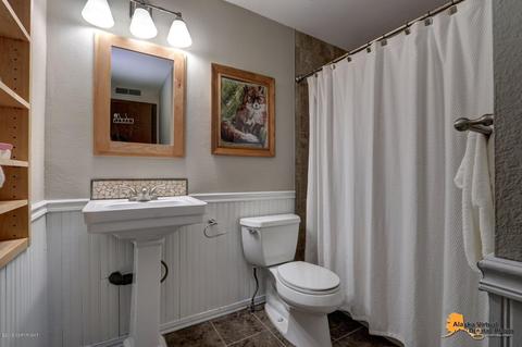 3610 E 65th Ave, Anchorage, AK 99507 photo 8