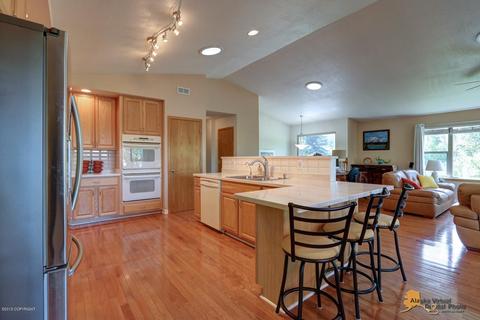 11722 Lugene Ln, Eagle River, AK 99577 photo 3