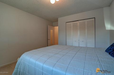 9230 Elgin Cir, Anchorage, AK 99502 photo 20