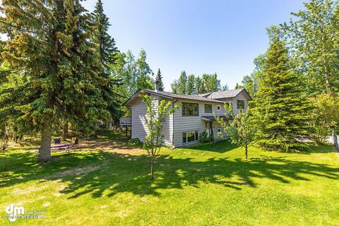 18226 Tonsina Ct, Eagle River, AK 99577 photo 3