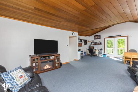 18226 Tonsina Ct, Eagle River, AK 99577 photo 13