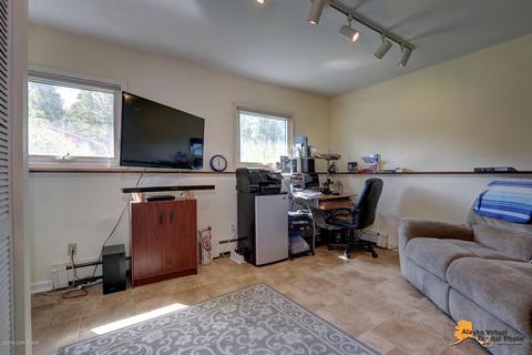 6309 E 35th Ave, Anchorage, AK 99504 photo 18
