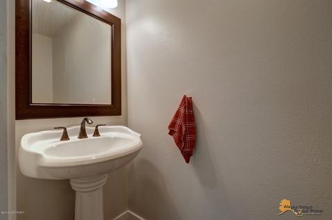 2680 E 68th Ave # 1, Anchorage, AK 99507 photo 6